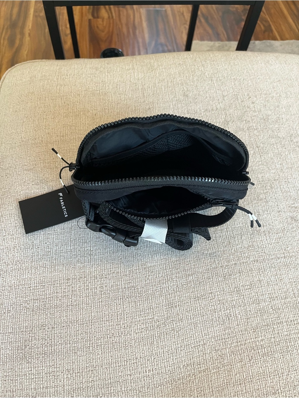 Fabletics Belt Bag - Picture 6 of 6